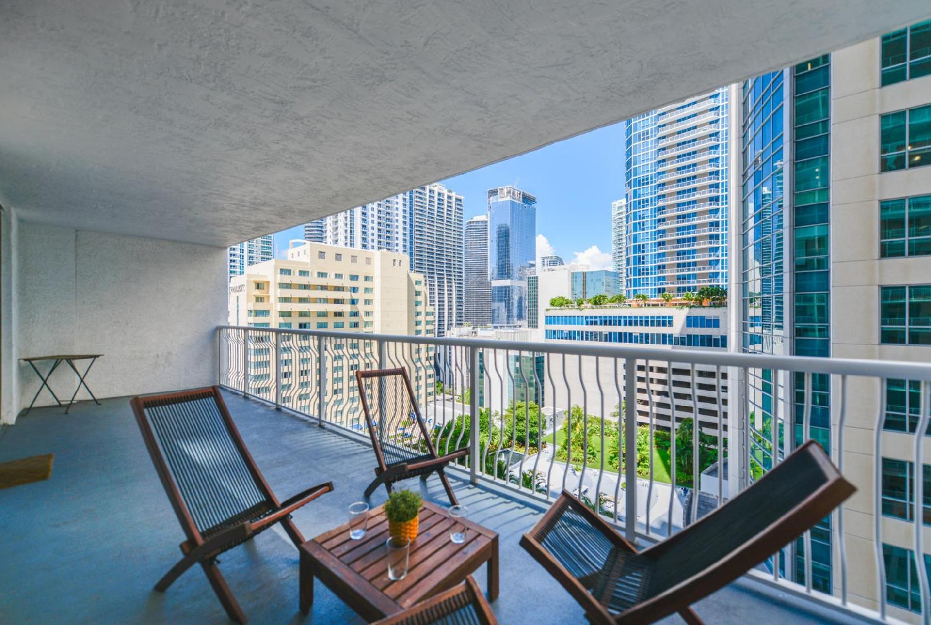 Wonderful Condo In The Heart Of Brickell With Pool Маями Екстериор снимка