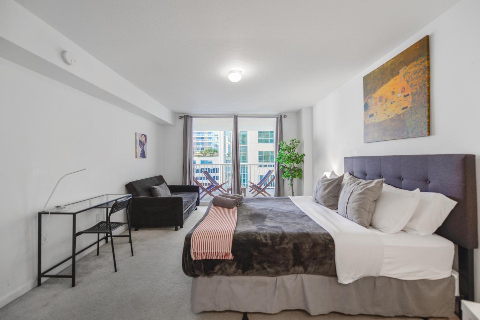 Wonderful Condo In The Heart Of Brickell With Pool Маями Екстериор снимка